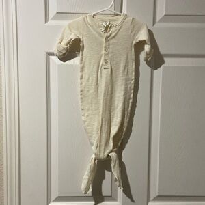 Kate Quinn baby gown